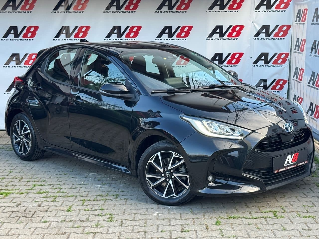 Toyota Yaris 1.5 VVT-i HSD Active