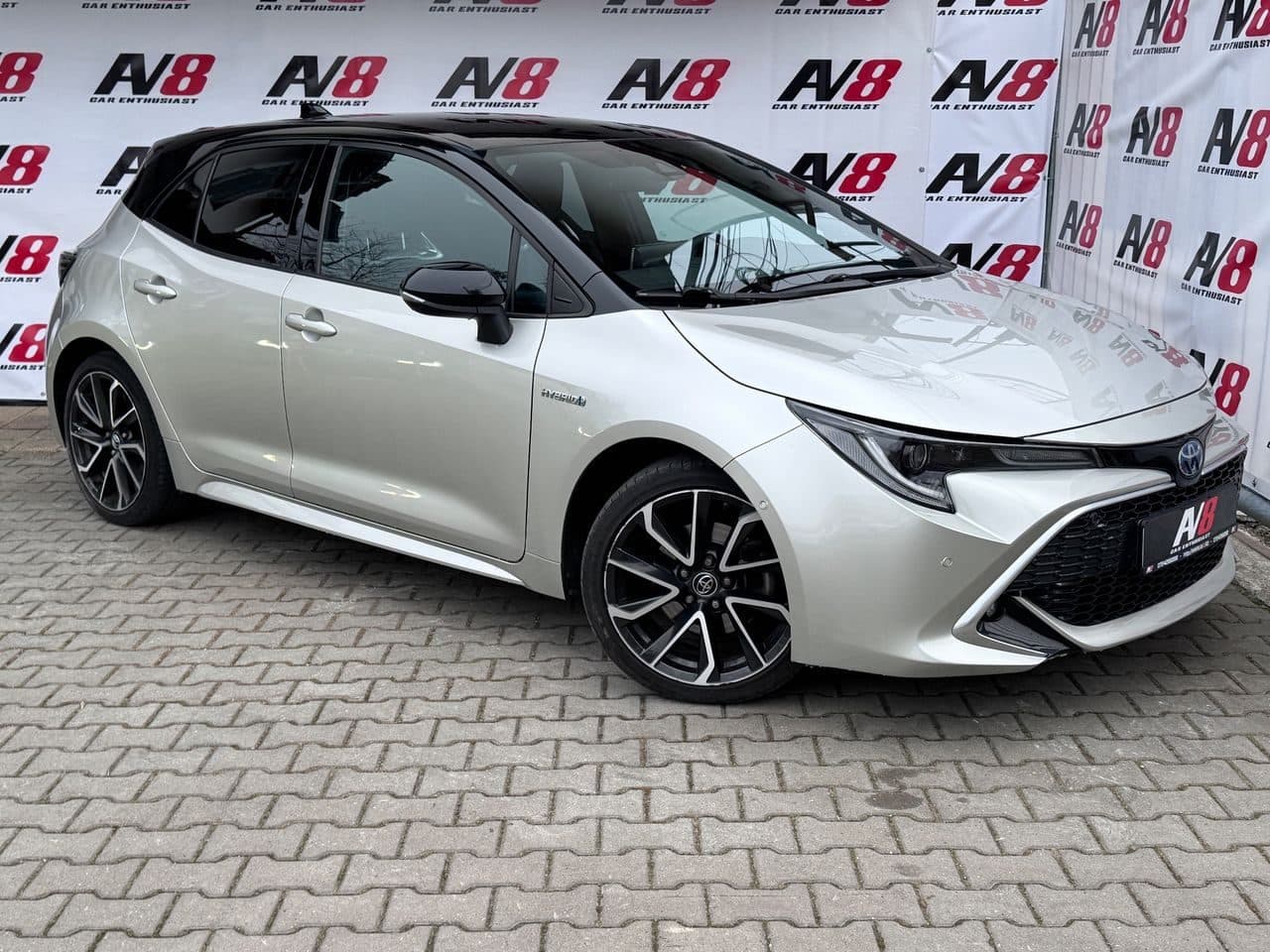 Toyota Corolla 2.0 HSD Exclusive Plus Bi-Tone
